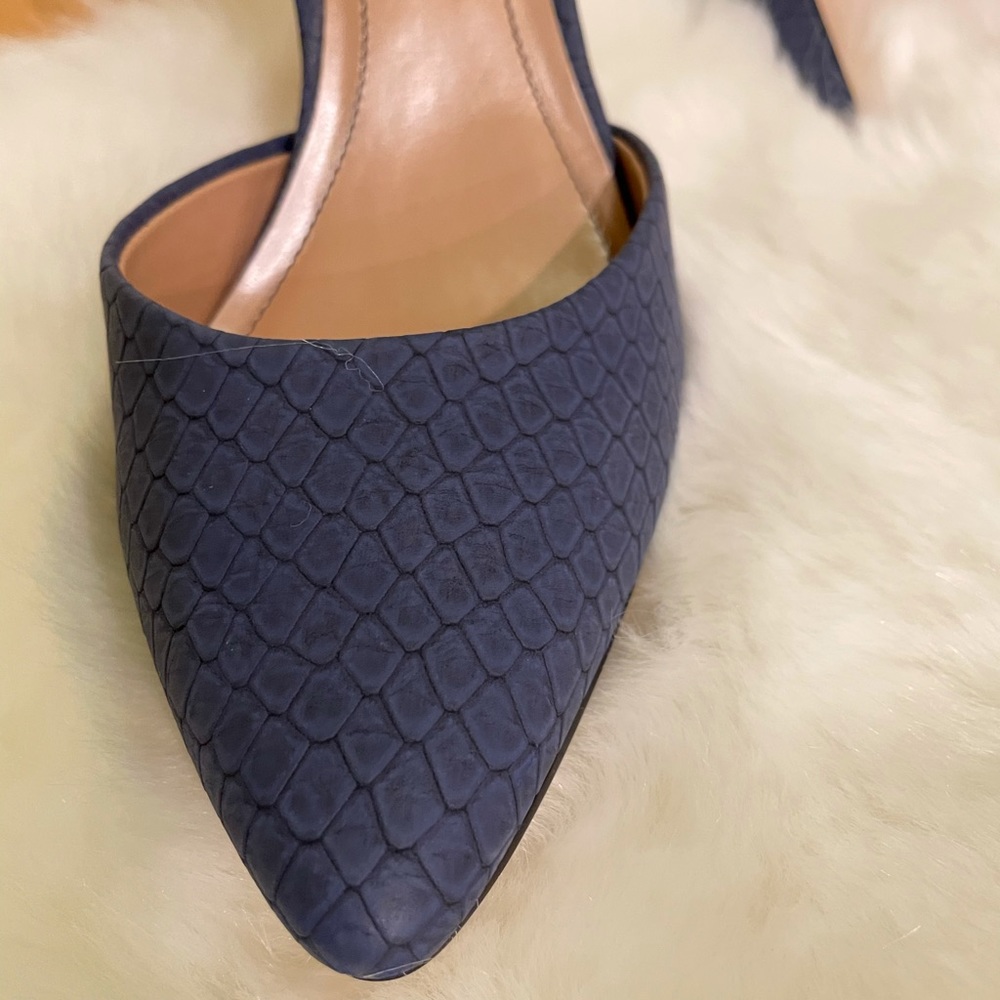 New royal blue pointed-toe ankle-strap pumps w/box - Picture 6 of 11